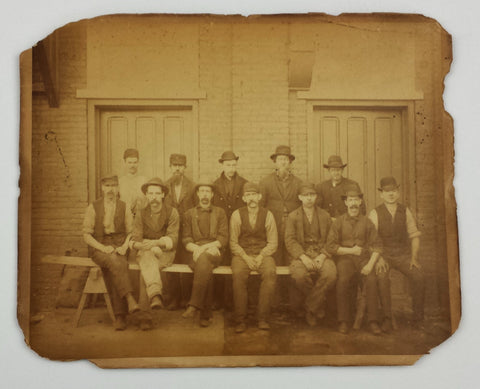 Ca. 1880s photograph of Philly-area construction workers